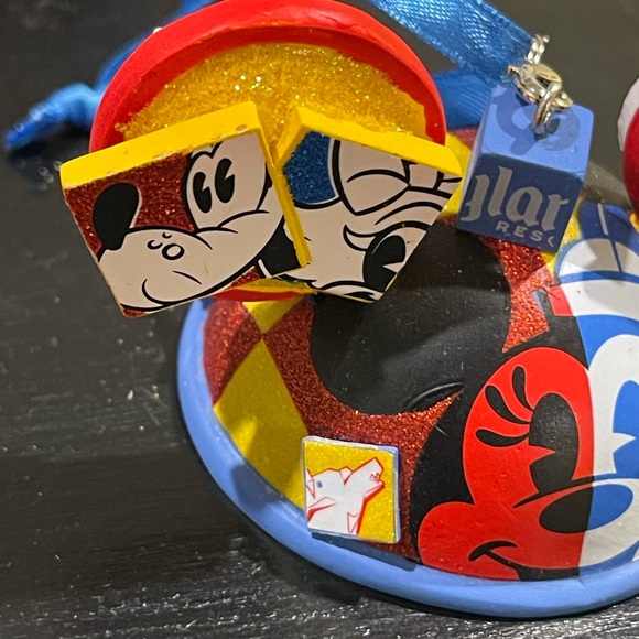2021 Disneyland Christmas Holiday Icon Ear Hat Ornament - Picture 5 of 7